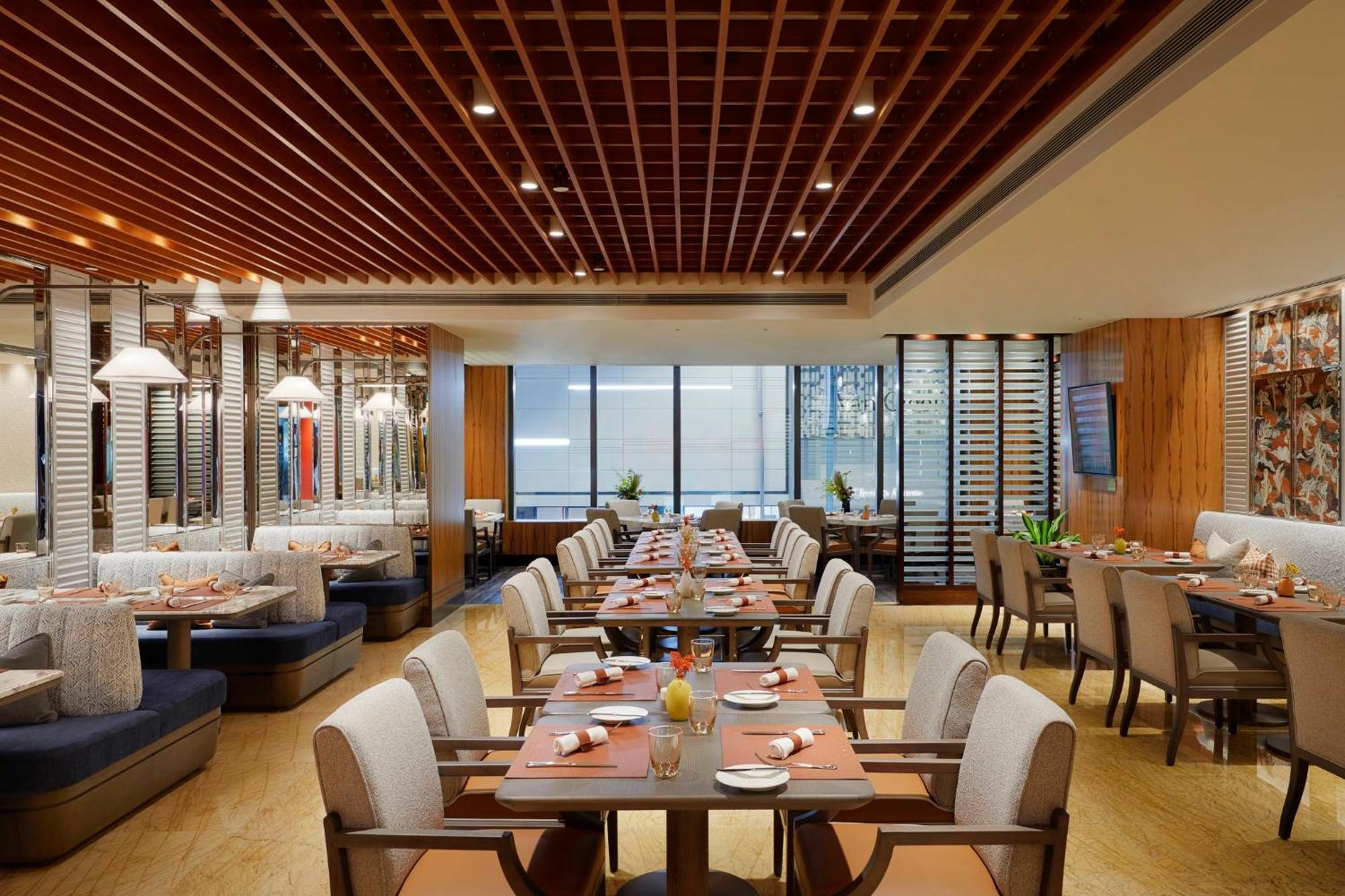 Mandarin Oriental, Hong Kong Hotel Exterior photo